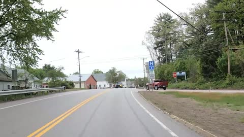 Driver Makes Bad Turn and Pulls Over