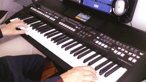 Blue spanish eyes (Engelbert Humperdinck) cover by Henry, Yamaha PSR SX600