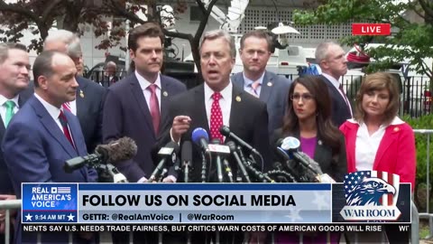 Republican Legislators Hold Press Conference Outside President Trump's NYC Courthouse