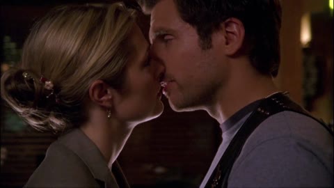 Psych Shawn & Jules Epic ALMOST Kiss