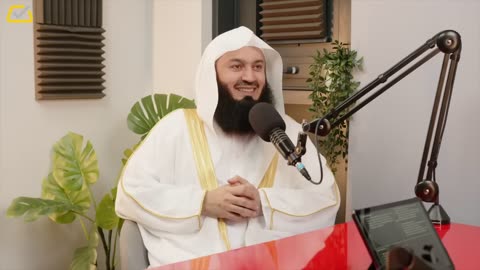 Khabib or Hasbulla? - Apple or Samsung? - Mufti Menk in the Hot Seat