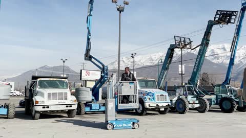 Personnel Man Lift 2013 Genie GR-20 Aerial Manlift 20' Platform Electric 350 LB Capacity $7,500