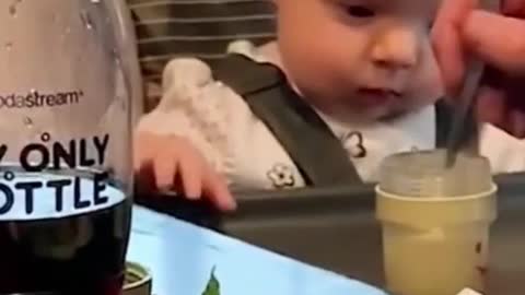 Funny Baby Videos eating food