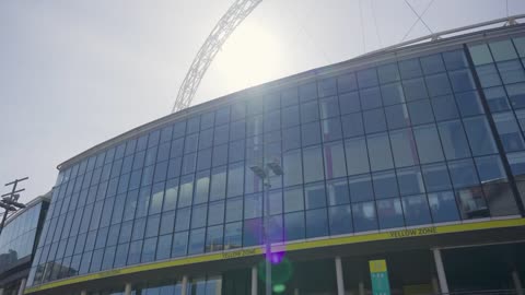 Tracking Shot of Wembley Stadium 15