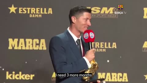 Lewandowski Speaking Spanish At Golden Boot Ceremony