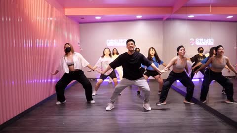 [KPOP] LE SSERAFIM - ANTIFRAGILE - Golfy Dance Fitness - Dance Workout - คลาสเต้นออกกำลังกาย