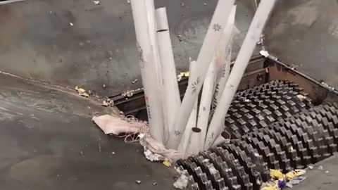 Extreme challenge, it seems that the shredder needs to be repaired