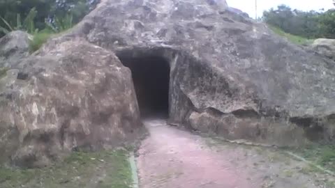 Cavemen cave in science museum, really cool! [Nature & Animals]