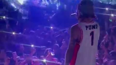 KariLake- Rapper Lil Pump leads “We want Trump” chant at the University of Arizona last night.