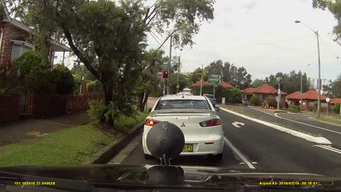 Impatient Driver Takes Sidewalk