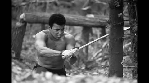 Bruce Lee and Muhammad Ali's Training Style ♛♛ ( Piercing Light)