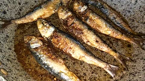 FRIED DRIED FISH