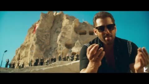 Leke Prabhu Ka Naam Song _ Tiger 3 _ Salman Khan, Katrina _ Pritam _ Arijit Singh, Nikhita _ Amitabh