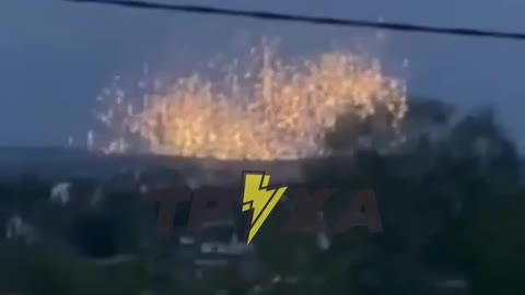 Ukraine War - Ukronazi positions in Kharkov showered by thermite (Corrected)