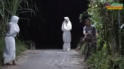 Prank Pocong Massal Fresh Edition || Prank Terbaru Bikin Ngakak || Surrounded by Ghost