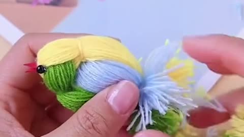 Make a bird out of wool ( handycrafts )