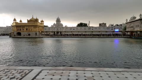 The Golden Temple: A Sacred Haven | स्वर्ण मंदिर: एक पवित्र आश्रय