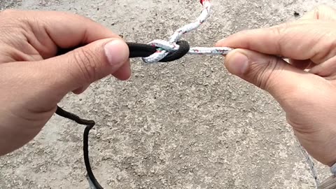 Reef knot vs sheet bend knot