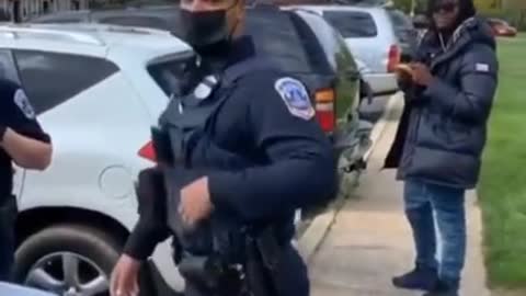 Cop Has SAVAGE Response When Man Asks "Y'all Gonna Kill Me Like Ma'Khia Bryant?"