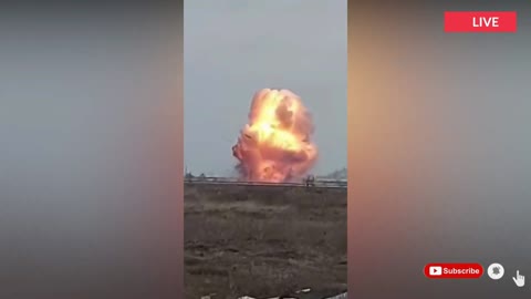 OMG / Two more Russian Su-25 attack aircraft shot down in Ukraine.