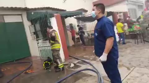 Dos muertos tras grave incendio en fundación de rehabilitación en Bucaramanga