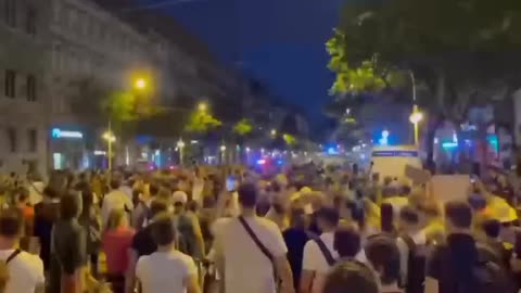 Thousands of people Budapest, Hungary, protest against a tax reform