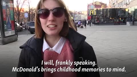 Moscow residents say goodbye to McDonald's_ 'I'll miss it madly'