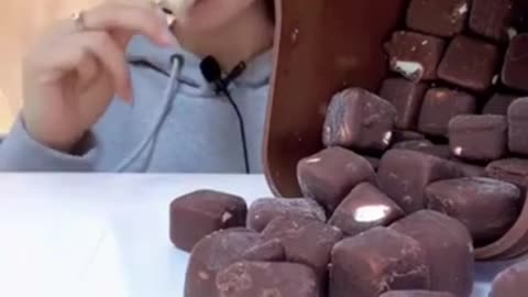 Asmr Chocolate Eating Chocolate Eating Race Asmr Eating Video 7