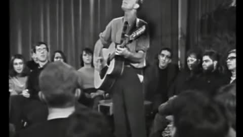 Pete Seeger, live 1967: We Shall Overcome