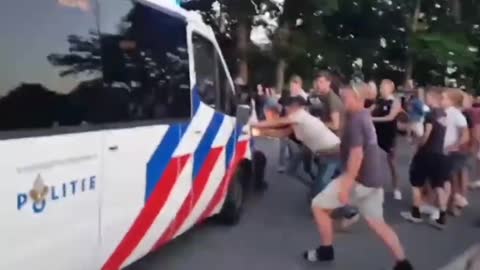 angry Farmers Fighting Police cars NETHERLANDS