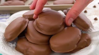 Homemade Peanut Butter Eggs