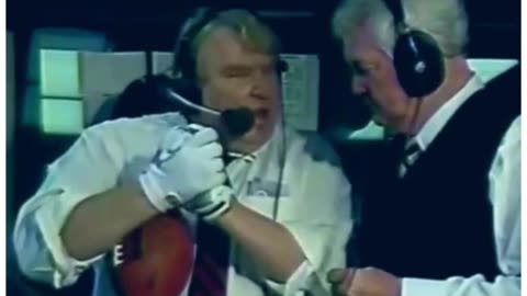 John Madden & Pat Summerall Talk New Age Glove Technology! (1987)