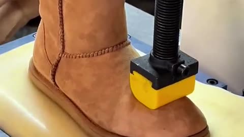 Increase the sealing firmness of snow boots- Good tools and machinery make work easy