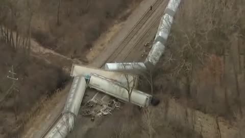 BREAKING! Train derailment reported in Van Buren Township, Michigan.