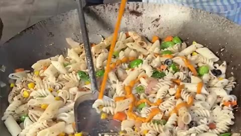 White sauce pasta_food street