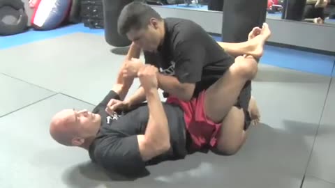 How To Perform Bas Rutten's Triangle Choke