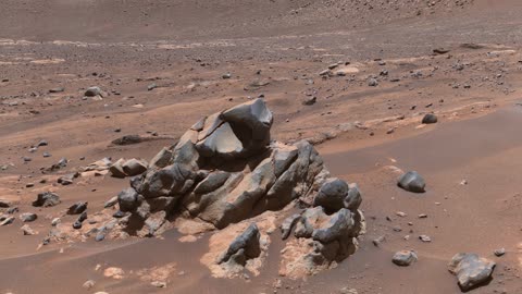 Perseverance Rover Zooms in on Ancient Mars River