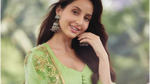 Nora Fatehi - Kusu Kusu English translation