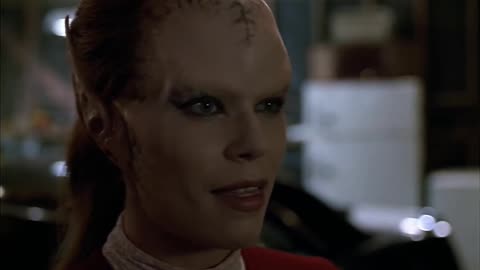 Star Trek Voyager S4 Ep 20 - Gender Transfomrations