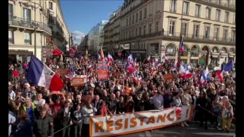 Mass protests against NATO and EU hit Paris streets