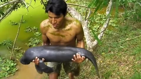 30 Interesting Animal Moments Filmed In The Amazon