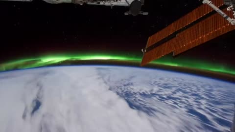 All Alone in the Night - Time-lapse footage of the Earth as seen from the ISS