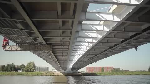 Crazy Dutch Bridges • The Science of Erasmusbrug • Rotterdam - THE NETHERLANDS