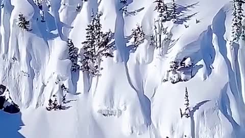 Nice skiing scene.