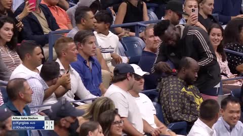 Jidion gets a Haircut at the Tennis US Open