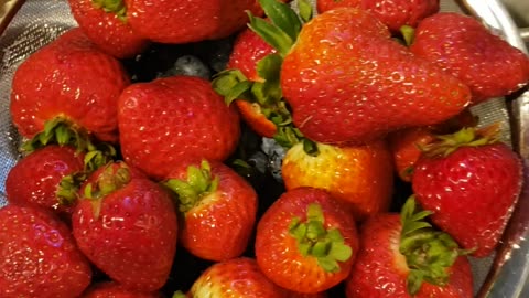 Cleaning fruits and veggies