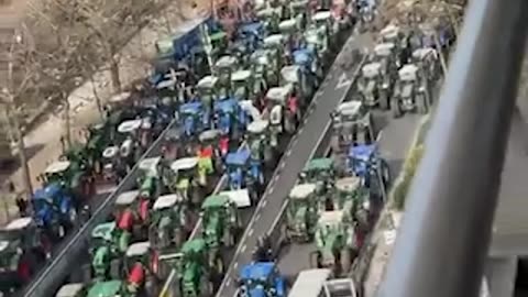 Brussels, Belgium: A huge convoy of European farmers protest against the Net Zero policies