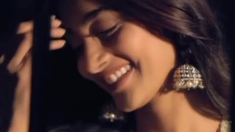 Pooja Hegde Cute expression