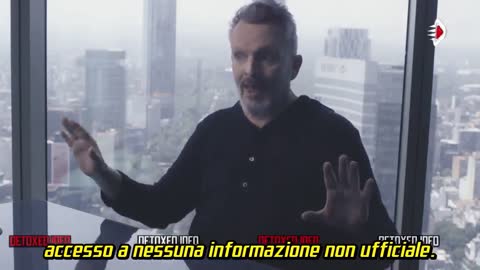 Miguel Bosé: "La pandemia pianificata dal cartello di miliardari psicopatici del Forum di Davos’