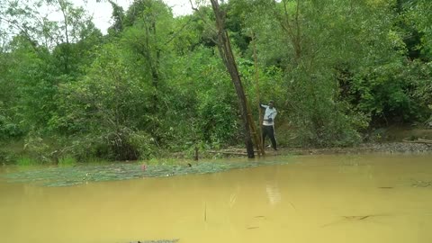 BUSHCRAFT Building 9m Camping Floating Under Raining Season